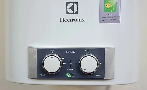 Водонагреватель накопительный электрический Electrolux EWH 80 Formax