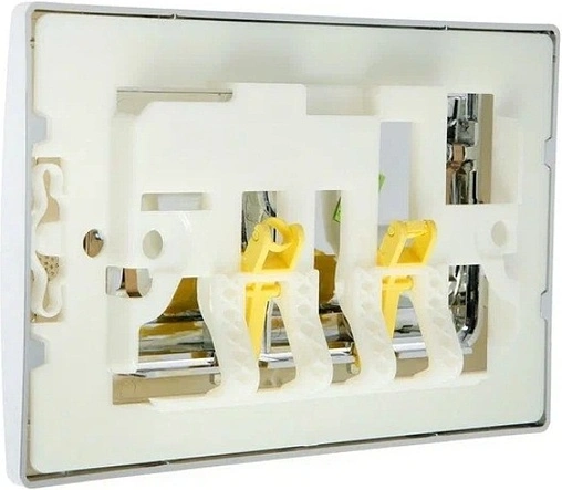 Клавиша смыва для унитаза OLI Ria 640584 хром глянцевый Клавиша смыва для унитаза OLI Ria 640584 хром глянцевый