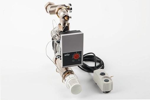 Узел насосно-смесительный с насосом Wilo Yonos PARA 15/6 WATTS ISOMIX-F 10070291