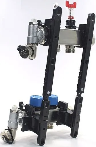 Группа коллекторная с расходомерами 2 отвода 1&quot;в/н x ¾&quot;ек Henco UFH-0605MDSS02