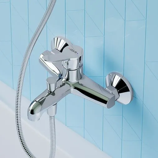 Смеситель для ванны Dorff Optima хром D2010000 Смеситель для ванны Dorff Optima хром D2010000