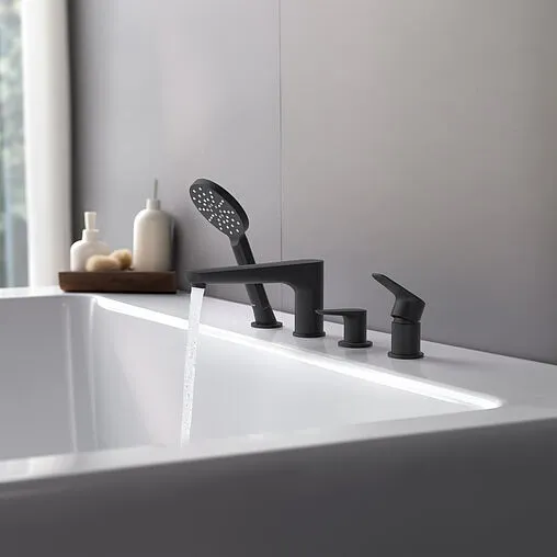 Смеситель на борт ванны на 4 отверстия Aquatek Бетта чёрный матовый AQ1148MB