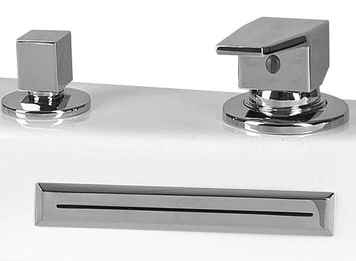 Смеситель на борт ванны на 3 отверстия Aquanet хром B12p