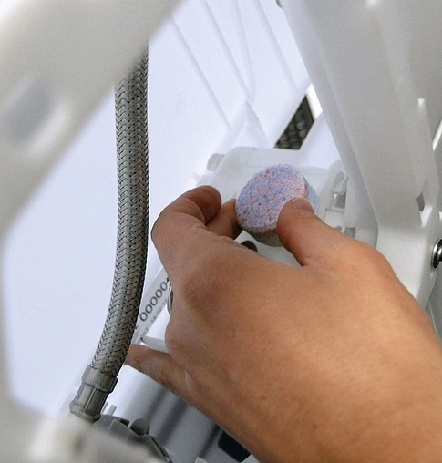 Клавиша смыва для унитаза Grohe Arena Cosmopolitan 38844P00 хром матовый Клавиша смыва для унитаза Grohe Arena Cosmopolitan 38844P00 хром матовый