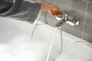 Смеситель для ванны Hansgrohe Rebris E хром 72450000 Смеситель для ванны Hansgrohe Rebris E хром 72450000, 3