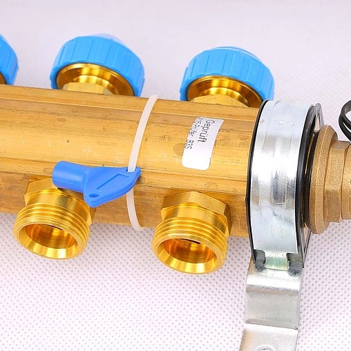 Группа коллекторная с расходомерами 4 отвода 1&quot;в/в x ¾&quot;ек Watts HKV/T 10004198