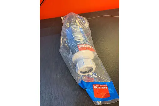 Самозакрывающийся сливной клапан Mc Alpine белый MRNRV32C-PB