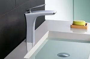 Смеситель для раковины Lemark Bellario хром LM6809C Смеситель для раковины Lemark Bellario хром LM6809C, 3