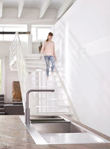 Смеситель для кухни Blanco Lanora нержавеющая сталь 523122