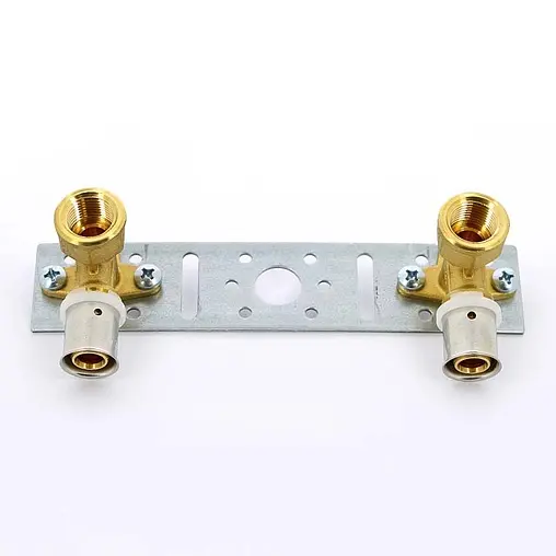 Монтажная планка с водорозетками пресс 20мм x ½"в Uni-fitt 712G7200 Монтажная планка с водорозетками пресс 20мм x ½"в Uni-fitt 712G7200