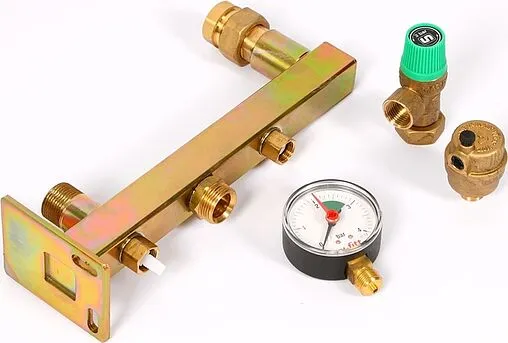 Группа безопасности расширительного бака до 50 кВт ¾&quot; 3 бар Uni-Fitt 256D3230