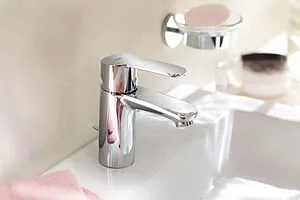 Смеситель для раковины Grohe Eurostyle Cosmopolitan хром 33552002, 3