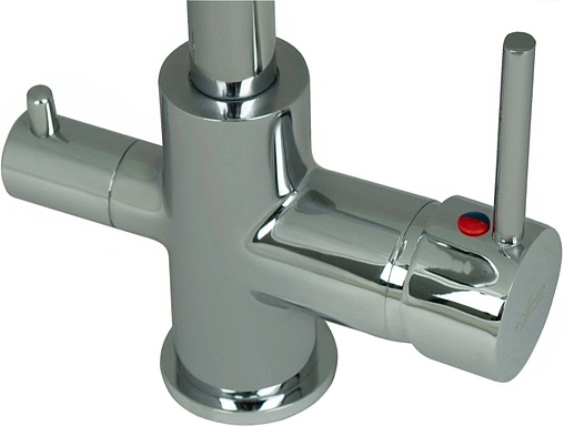 Смеситель для кухни с подключением к фильтру Rossinka хром Z35-28