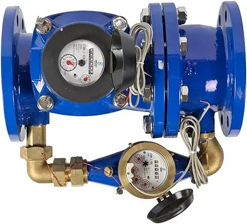 Счетчик холодной воды комбинированный Ду100 Декаст СТВК 2 10-100-464