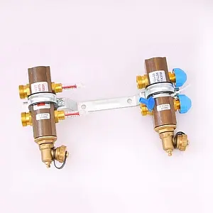 Группа коллекторная с расходомерами 2 отвода 1"в/в x ¾"ек Watts HKV/T 10004194 Группа коллекторная с расходомерами 2 отвода 1"в/в x ¾"ек Watts HKV/T 10004194, 3