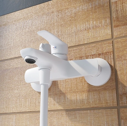 Смеситель для ванны IDDIS Ray белый матовый RAYWT02i02