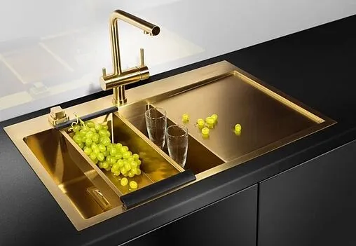 Смеситель для кухни с подключением к фильтру Omoikiri Nagano-LG светлое золото 4994178 Смеситель для кухни с подключением к фильтру Omoikiri Nagano-LG светлое золото 4994178