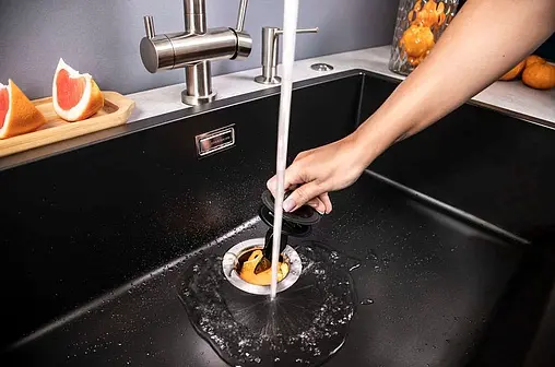 Измельчитель пищевых отходов Omoikiri Nagare Nagare 500 4995060