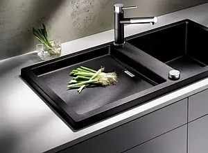 Смеситель для кухни с выдвижным изливом Blanco Alta-S чёрный/хром 526161 Смеситель для кухни с выдвижным изливом Blanco Alta-S чёрный/хром 526161, 3