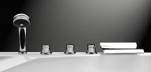 Смеситель на борт ванны на 5 отверстий Vega Grand хром 91А0105025