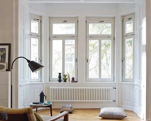 Радиатор стальной трубчатый Zehnder Charleston 3037/14 1270 ¾" Ral 9016