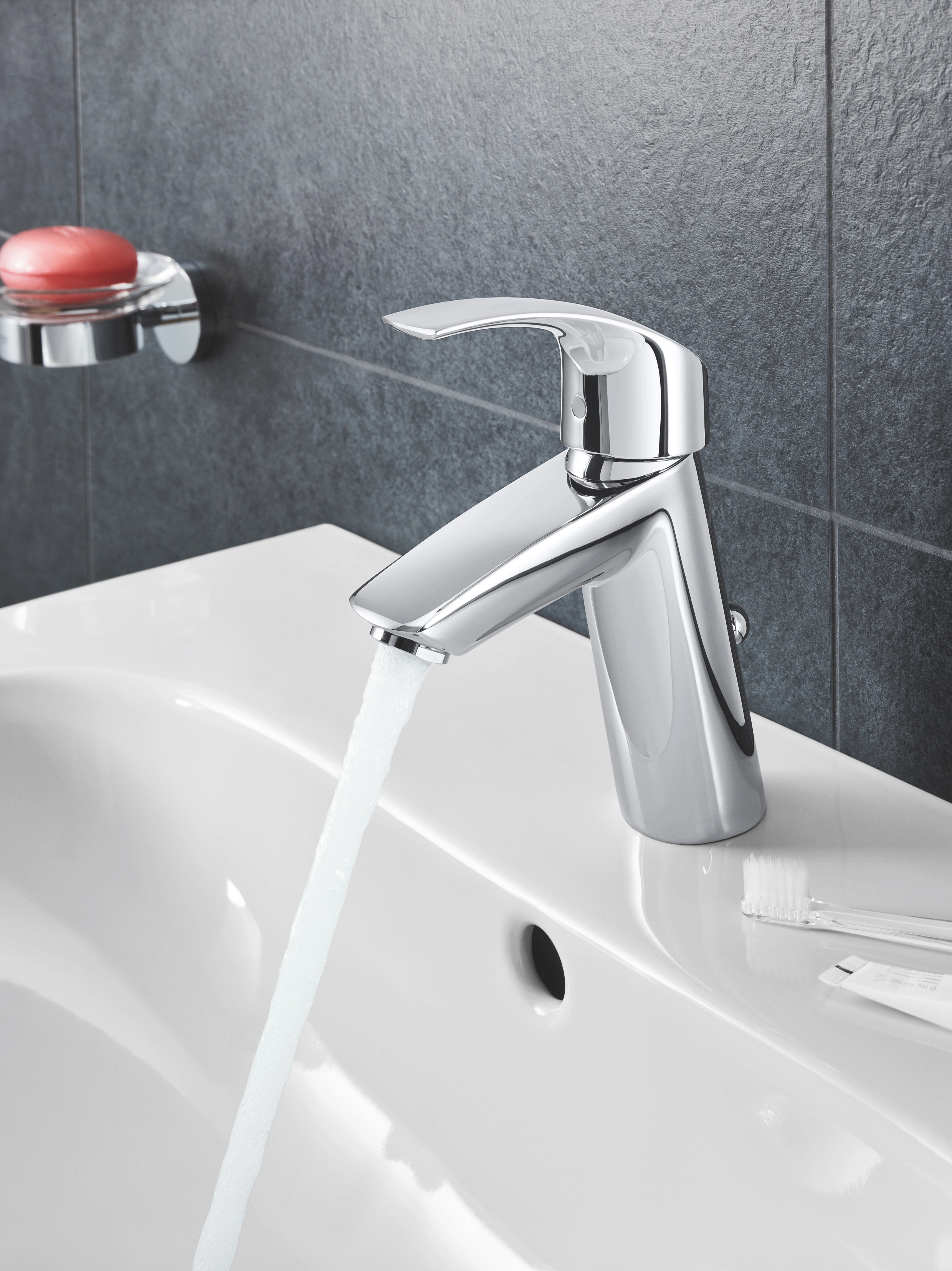 Раковина Grohe Euro Ceramic 55 белый 39336000