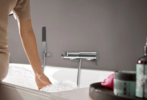 Смеситель для ванны Hansgrohe Finoris хром 76420000
