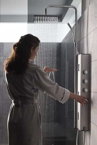 Душевая панель с термостатом для душа Jacob Delafon WaterTile хром E3872-185 Душевая панель с термостатом для душа Jacob Delafon WaterTile хром E3872-185