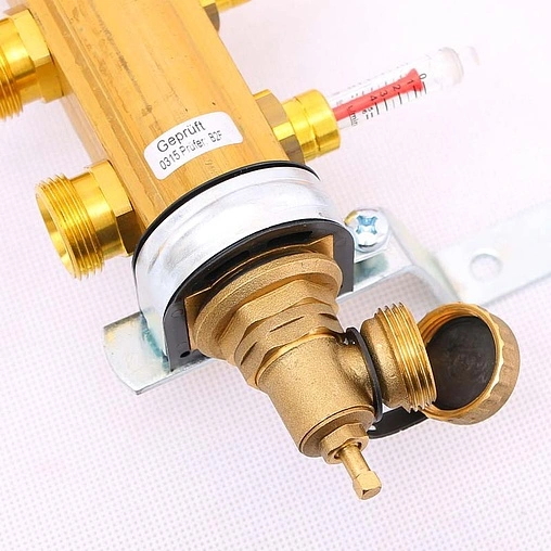 Группа коллекторная с расходомерами 9 отводов 1&quot;в/в x ¾&quot;ек Watts HKV/T 10004203