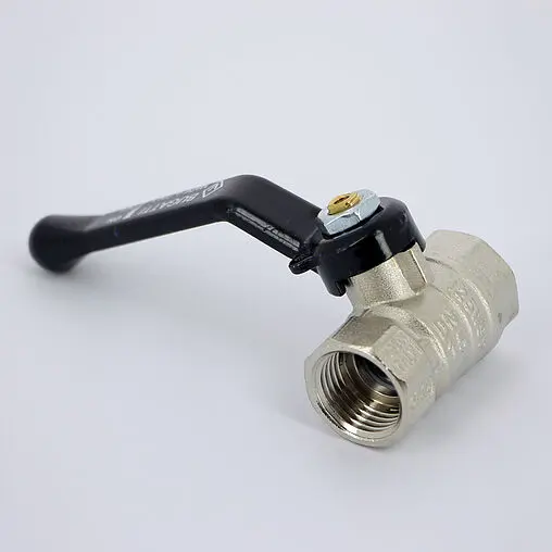 Кран шаровый ½"в x ½"в Bugatti Arizona 06000001