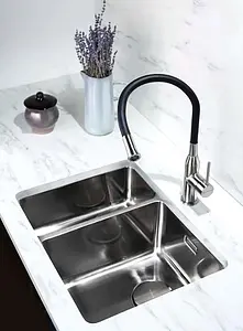 Смеситель для кухни с гибким изливом Omoikiri Yatomi-BN-BL нержавеющая сталь/чёрный 4994247 Смеситель для кухни с гибким изливом Omoikiri Yatomi-BN-BL нержавеющая сталь/чёрный 4994247, 4