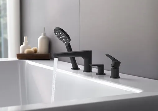 Смеситель на борт ванны на 4 отверстия Aquatek Бетта чёрный матовый AQ1148MB