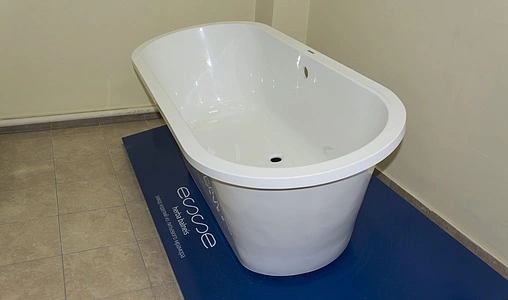 Ванна отдельностоящая из искусственного камня Esse Creta 167x71 белый ECRE1670