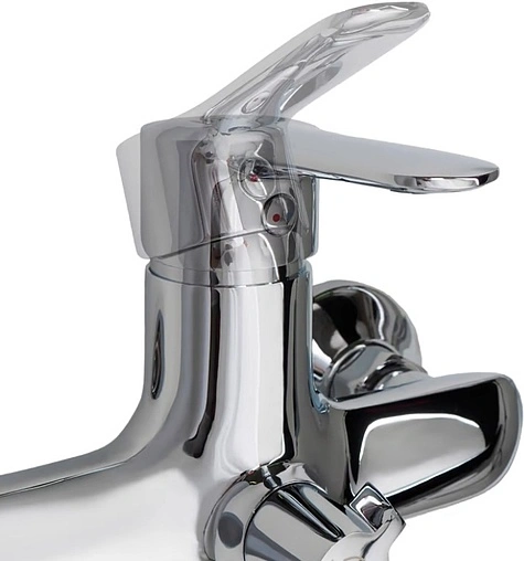 Смеситель для ванны с длинным изливом IDDIS Cuba хром CUBSBL2i10WA