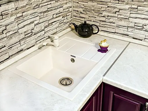 Мойка кухонная GranFest Quadro Q-650L иней