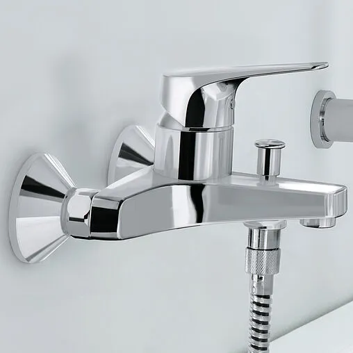 Смеситель для ванны Grohe BauFlow хром 32811000 Смеситель для ванны Grohe BauFlow хром 32811000