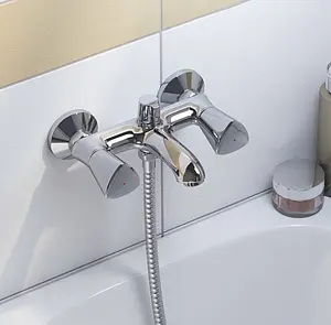 Смеситель для ванны IDDIS Bounce хром BOUSB02i02WA, 3