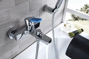 Смеситель для ванны Lemark Aura хром LM0614C Смеситель для ванны Lemark Aura хром LM0614C, 3