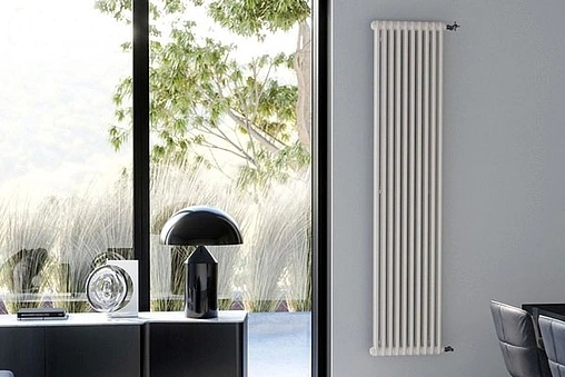 Радиатор стальной трубчатый Zehnder Charleston 2180/04 1270 ¾&quot; Ral 9016