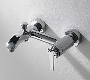 Смеситель для ванны Bravat Waterfall хром F673107C-01, 3