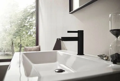 Смеситель для раковины Hansgrohe Finoris 110 чёрный матовый 76020670 Смеситель для раковины Hansgrohe Finoris 110 чёрный матовый 76020670