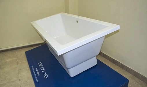 Ванна отдельностоящая из искусственного камня Esse Sumatra 170x75 белый ESUM1697