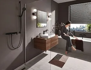 Смеситель для ванны Hansgrohe Vivenis чёрный матовый 75420670 Смеситель для ванны Hansgrohe Vivenis чёрный матовый 75420670, 3