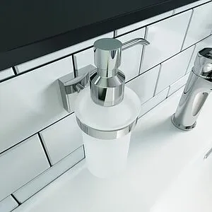 Дозатор для жидкого мыла IDDIS Edifice хром EDIMBG0i46 Дозатор для жидкого мыла IDDIS Edifice хром EDIMBG0i46, 3