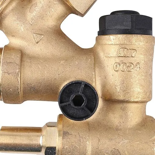 Группа безопасности бойлера 1&quot; 10 бар Vaillant 305827