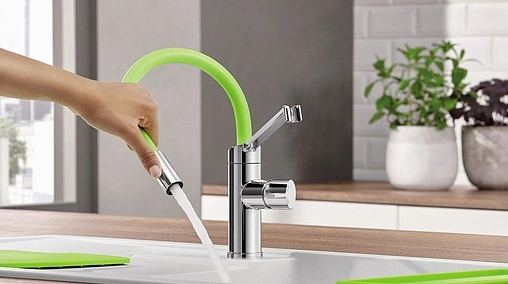 Смеситель для кухни с гибким изливом Blanco Viu-S 4 цветных съемных шланга хром/чёрный/зелёный/оранжевый/желтый 524813