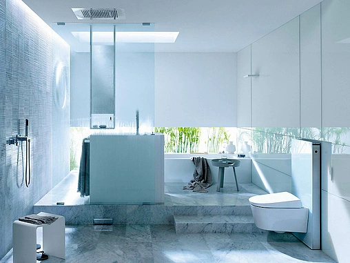 Умный унитаз-биде подвесной Geberit AquaClean Sela белый 146.145.11.1