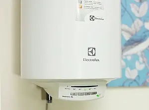 Водонагреватель накопительный электрический Electrolux EWH 100 Heatronic DL DryHeat Водонагреватель накопительный электрический Electrolux EWH 100 Heatronic DL DryHeat, 2
