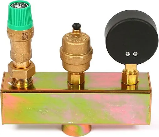 Группа безопасности котла до 50 кВт 1&quot; 3 бар Uni-Fitt 250A4530