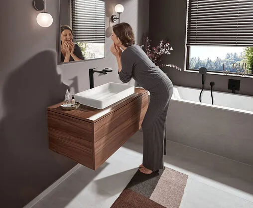 Смеситель для раковины Hansgrohe Vivenis 250 чёрный матовый 75042670
